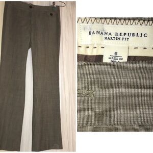 Banana Republic size 6 Made in India straight legs pants